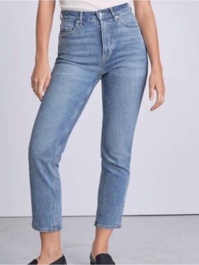 Everlane Cheeky Jean - Light Blue Wash